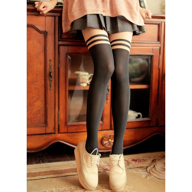 2 Lines Black Stockings