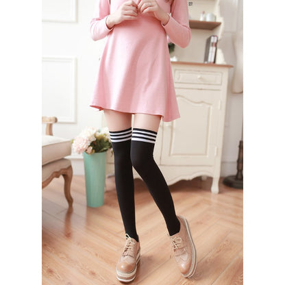 2 Lines - Black High Socks